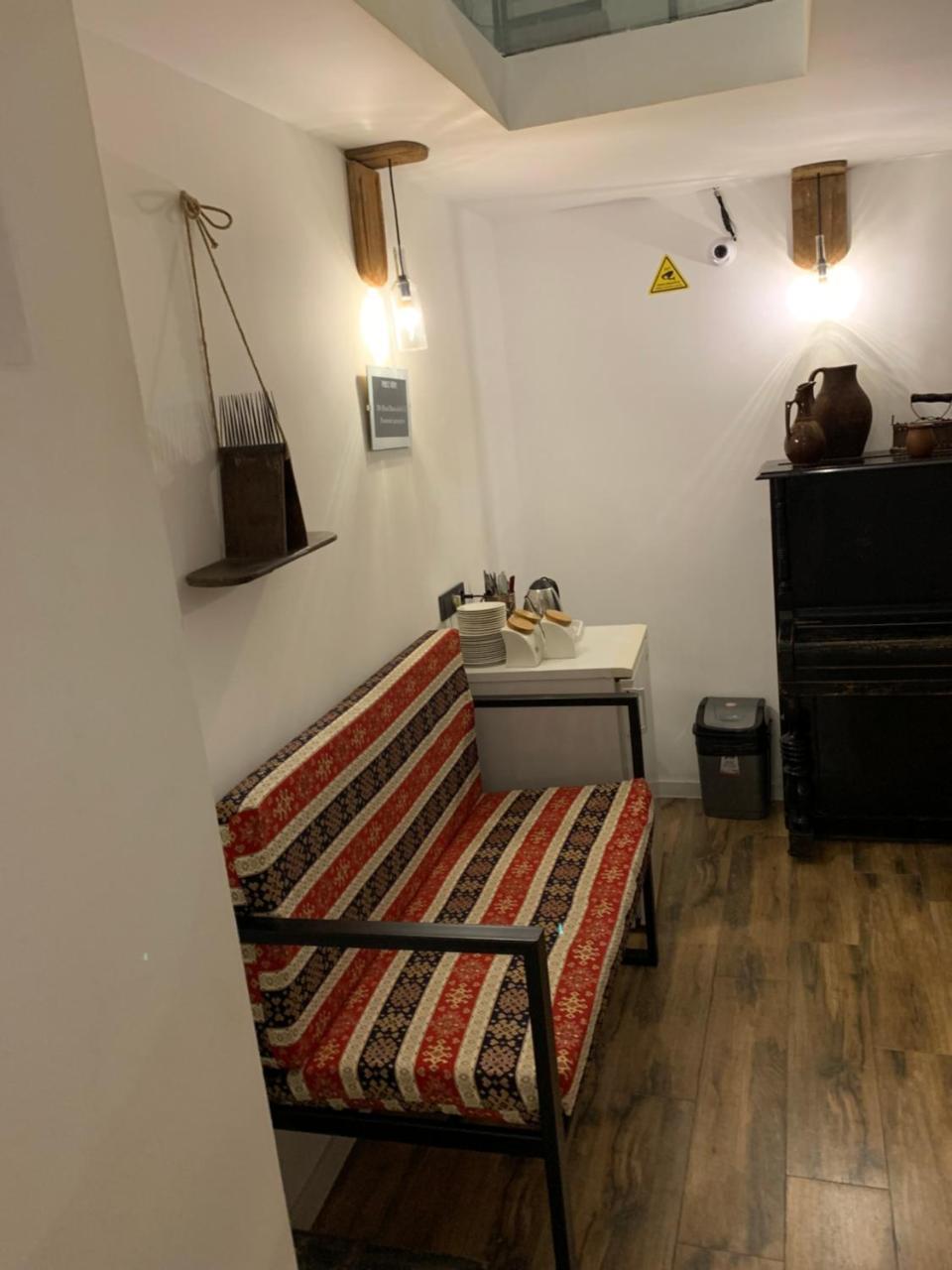 Hotel Baratashvili 12 第比利斯 外观 照片