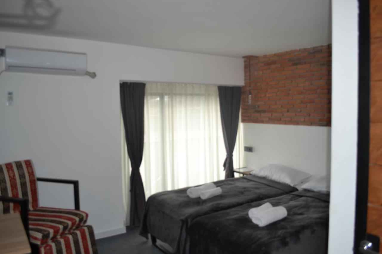 Hotel Baratashvili 12 第比利斯 外观 照片
