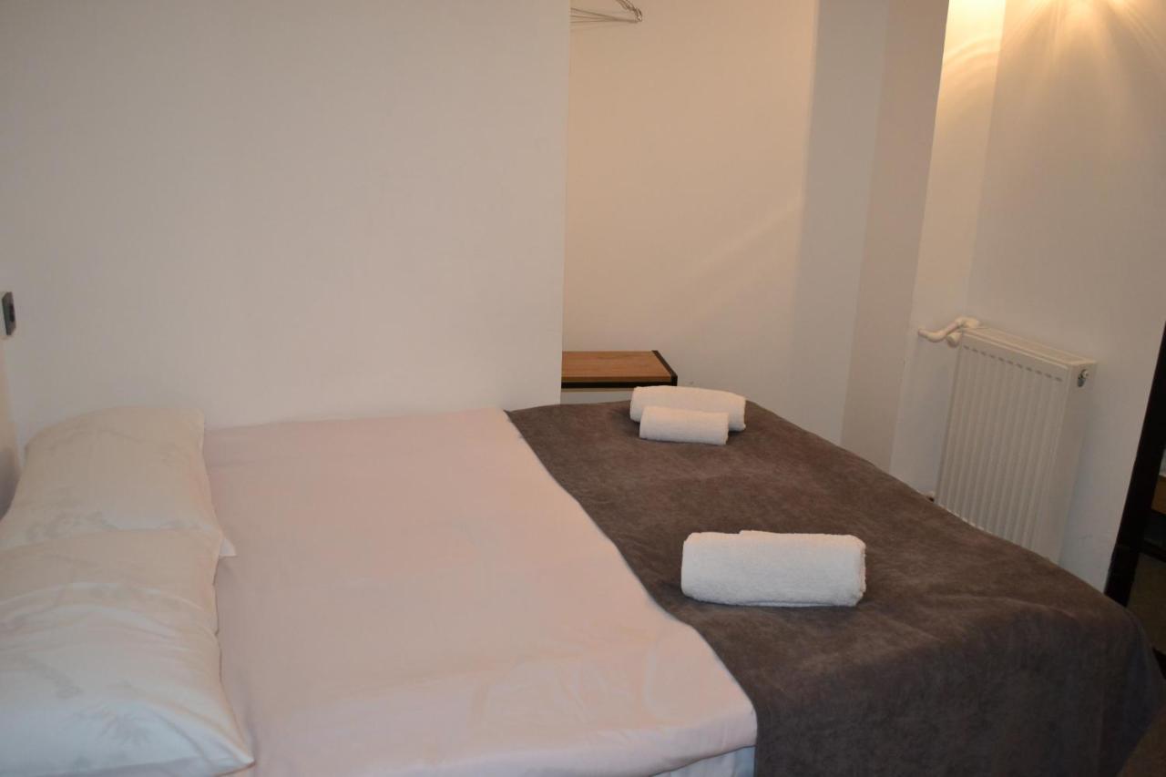 Hotel Baratashvili 12 第比利斯 外观 照片